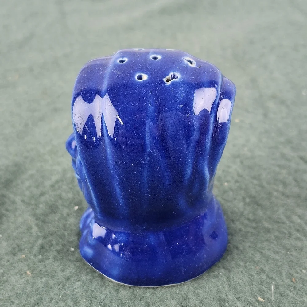 Vintage W.C. Fields Top Hat Blue‎ Glaze 3.25